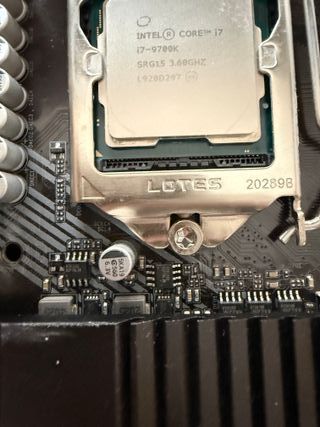 Gigabyte Z390 Gaming X + i7-9700K + Cooler Master