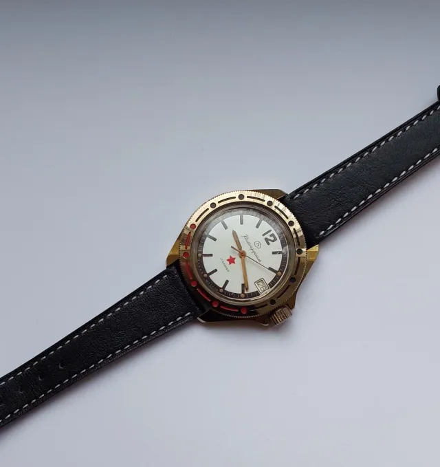 Reloj Vostok Komandirskie USSR Vintage Dorado