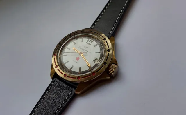 Reloj Vostok Komandirskie USSR Vintage Dorado