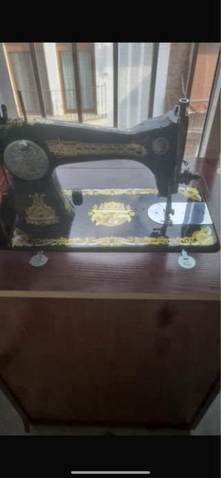 Máquina de coser antigua Singer