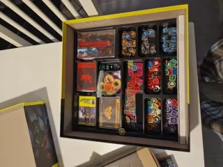 Cyberpunk 2077: Bandas de Night City - Juego de Me