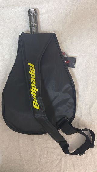 Pala Padel Bullpadel Hack 03 Jr + funda
