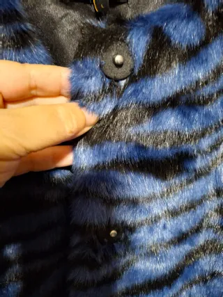 Chaquetón pelo Elogui - Corte Ingles azul y negro