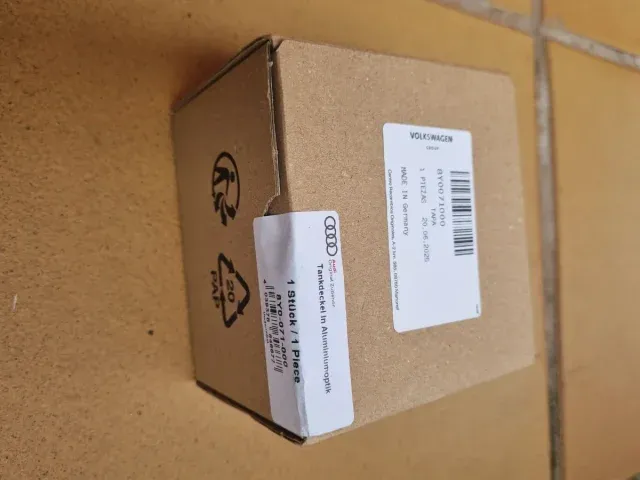 TAPA COMBUSTIBLE AUDI A3 A4 A5 A6 Q2 Q3 Q5 Q7