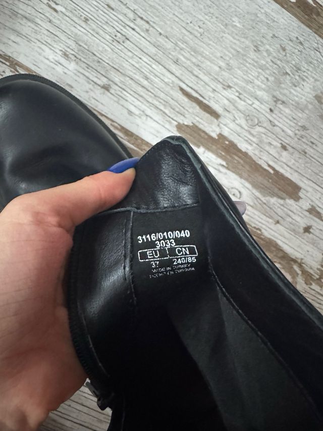 Botas negras con plataforma