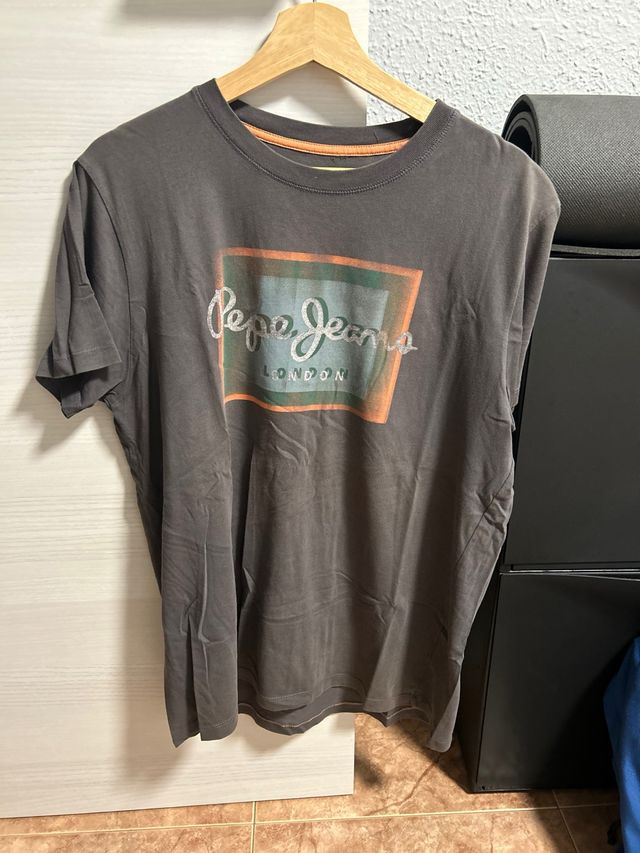 Camiseta Pepe Jeans gris