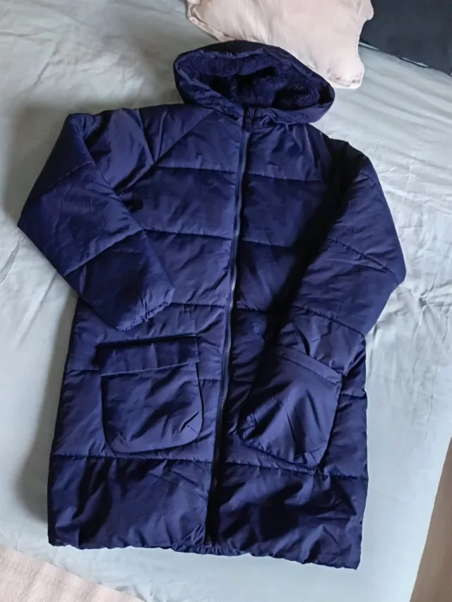 Abrigo acolchado largo azul marino