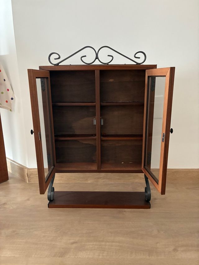 Expositor de pared madera y cristal