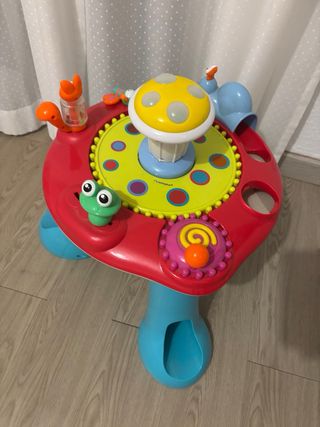 Mesa de actividades infantil 2 pelotas