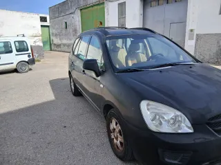 KIA Carens 2009