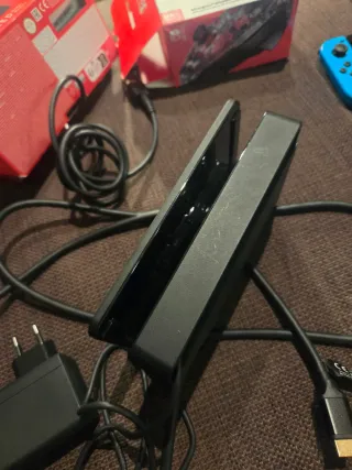 Nintendo Switch OLED con mandos y juego