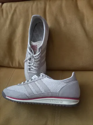 Zapatillas Adidas Mujer Beige/Blanco