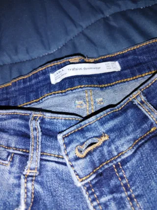 Pantalón vaquero mujer desgastado