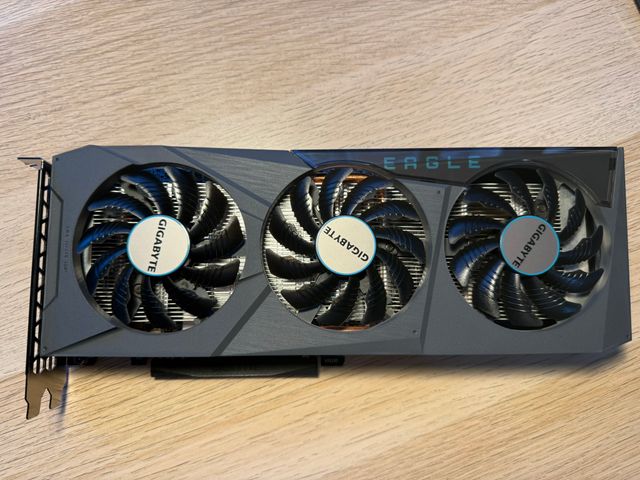 Gigabyte RX 6600 XT Eagle 8GB GDDR6