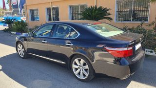 Lexus LS 600h