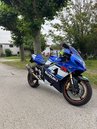 Suzuki GSXR-750 20 Aniversario