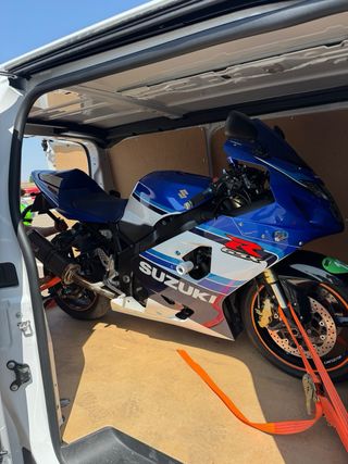 Suzuki GSXR-750 20 Aniversario