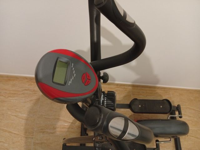 Elíptica de ejercicio