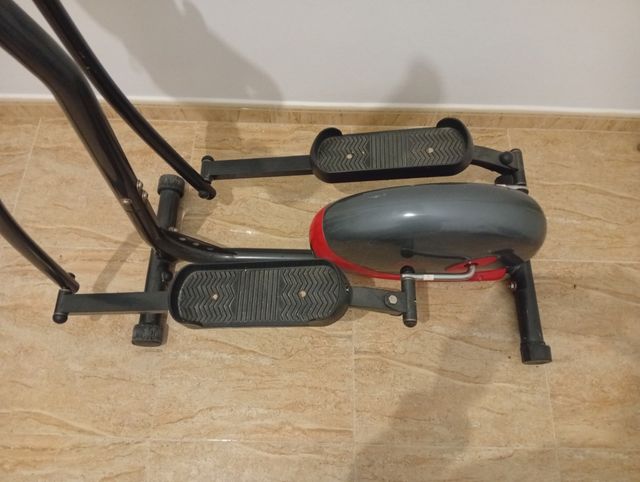 Elíptica de ejercicio