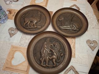 Tris piatti rame vintage da parete