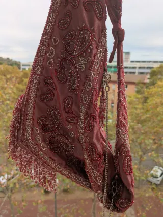 Bolso de mano Zara con pedrería