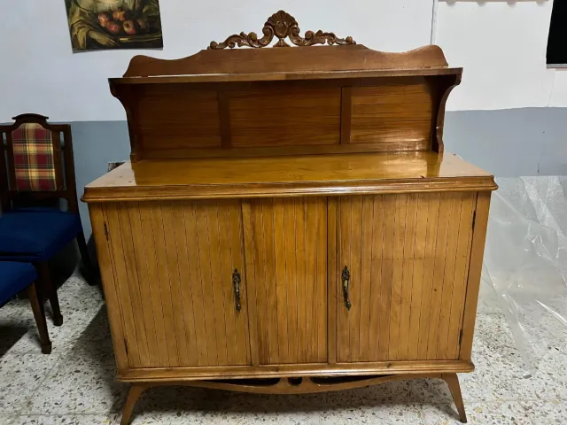 Mueble de salón de madera