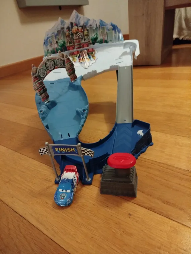 Pista Cars Disney Ice Racers