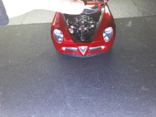 Alfa Romeo 8C Competición Burago Rojo 1/18