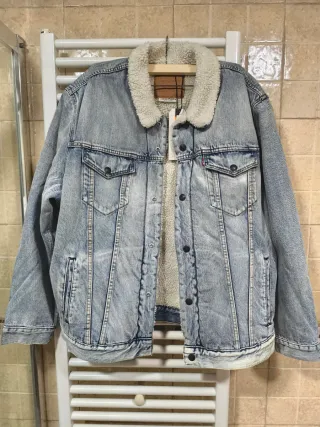 Chaqueta Levi's tejana forrada