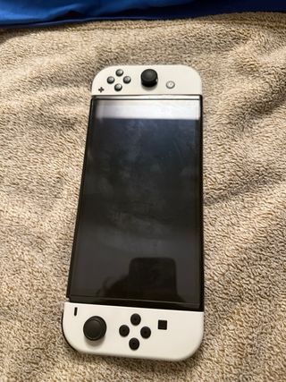 Nintendo Switch OLED + Ezio Collection