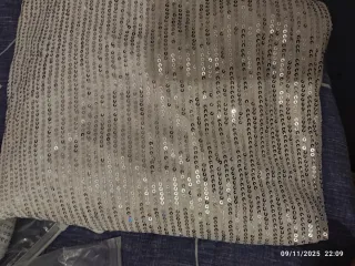 Vestido lentejuelas plateado talla M, L y XL .