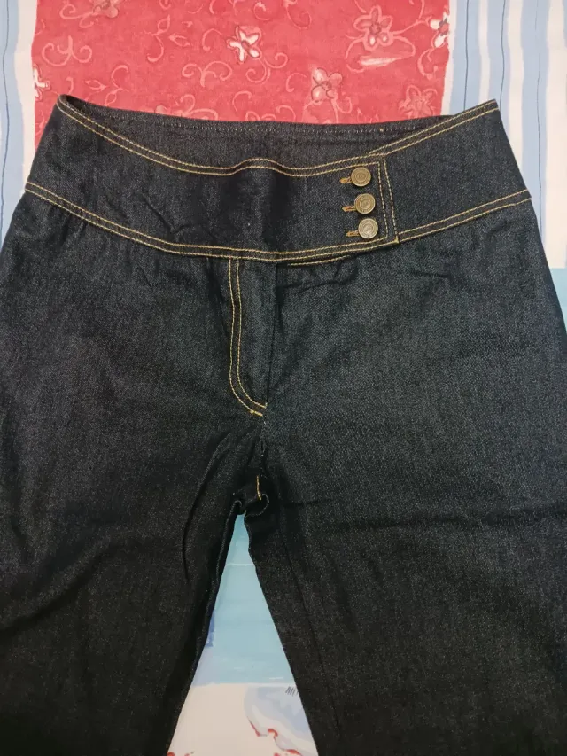 Pantalón acampanado Bershka