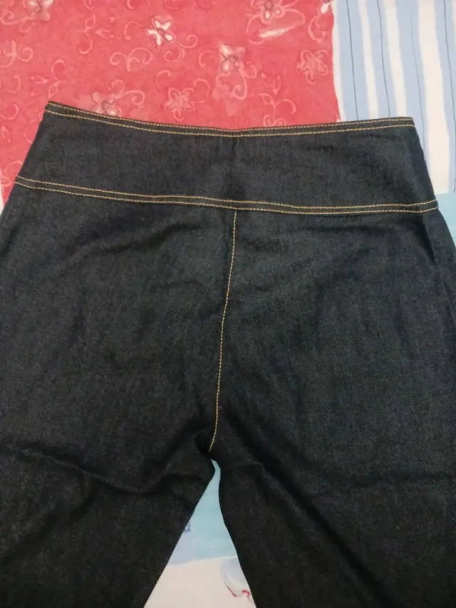 Pantalón acampanado Bershka