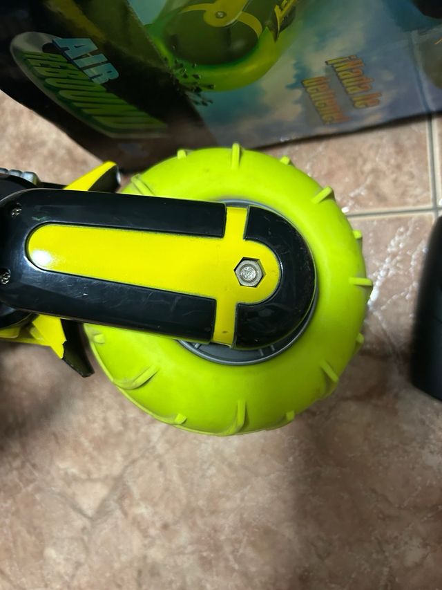 Coche teledirigido 6.4V USB