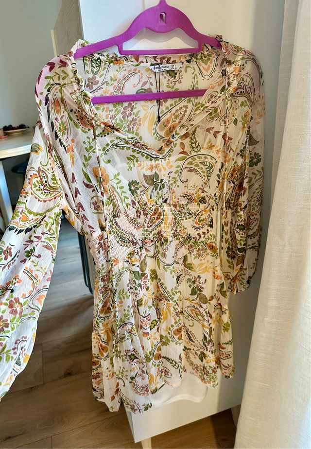 Vestido corto estampado floral talla L