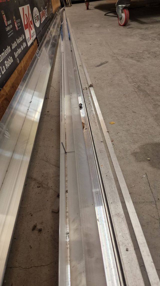 Perfil aluminio 75x75x4mm x 6metros