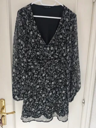 Vestido corto estampado floral