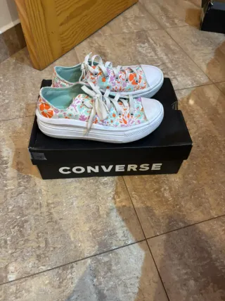 Zapatillas Converse niña Estampado Floral