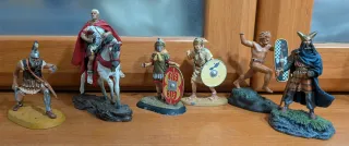 Figure storiche di soldatini in piombo