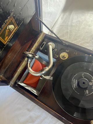 Grammofono vintage La Voce del Padrone Valigetta