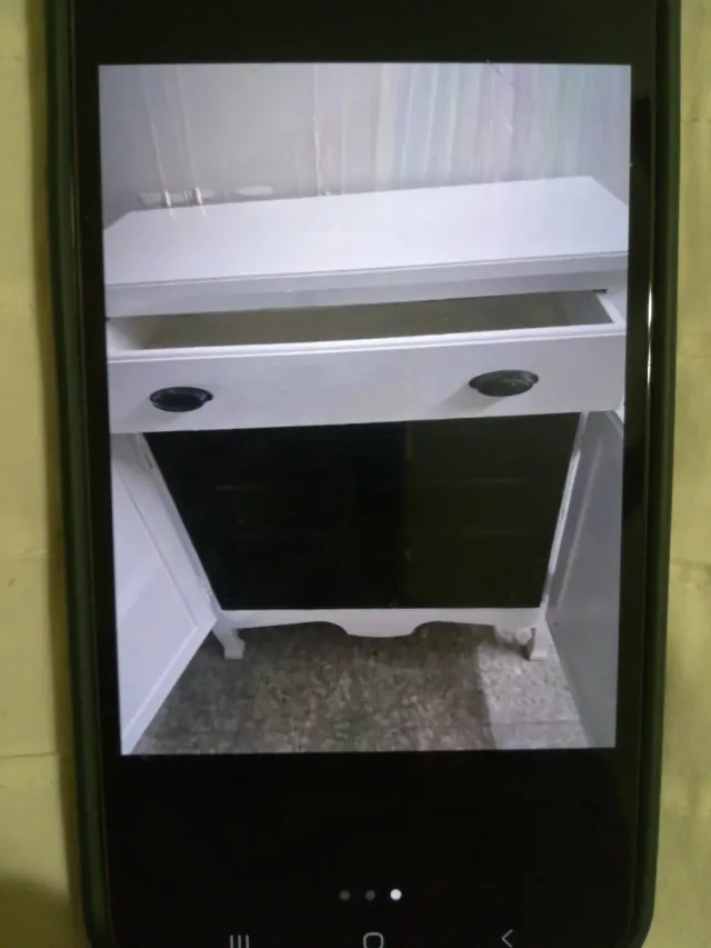 Zapatero blanco con espejo