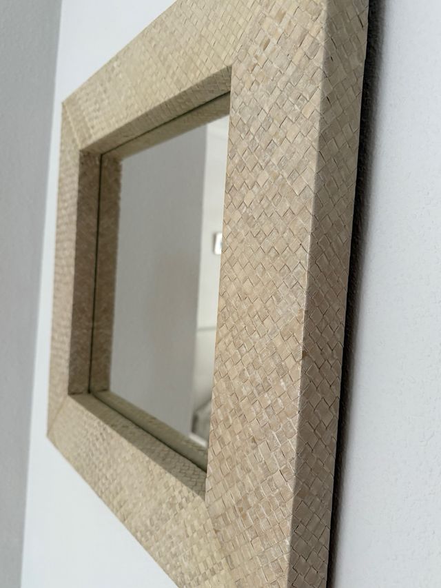 Espejo decorativo beige