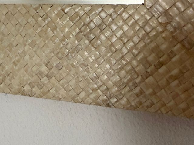 Espejo decorativo beige