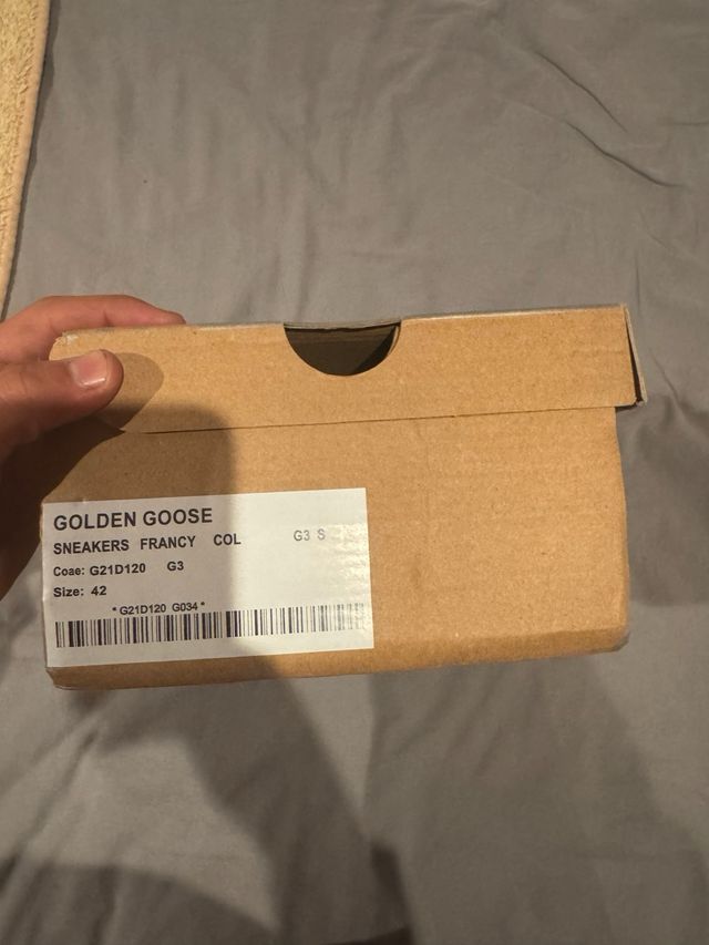 Golden Goose Beige y Blancas