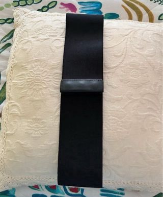 Cintura elasticizzata con strass