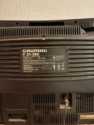 Televisor Grundig 14 P 37-060