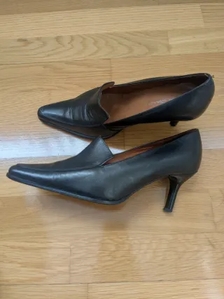 Zapatos de tacón negros vintage