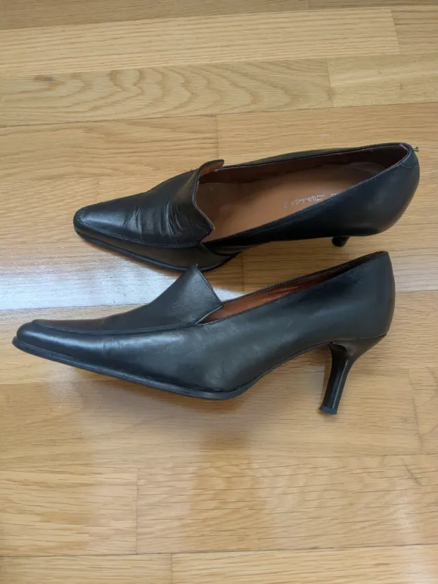 Zapatos de tacón negros vintage