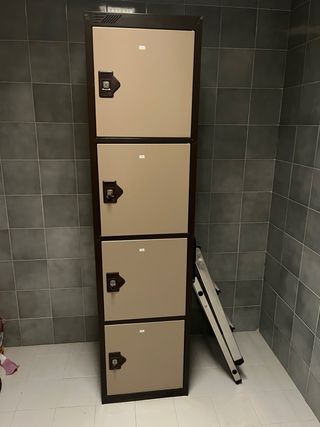 Bloque de 4 taquillas metálicas