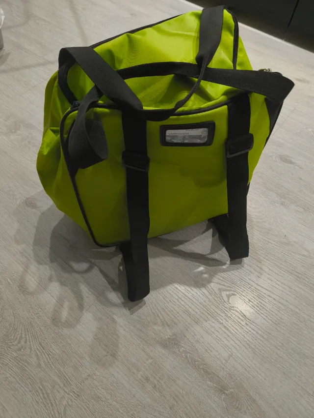 Botas de esquí + Casco + Bolsa